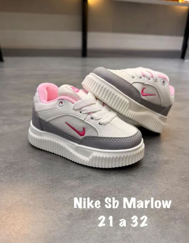 Zapatillas niño y niña Nike
