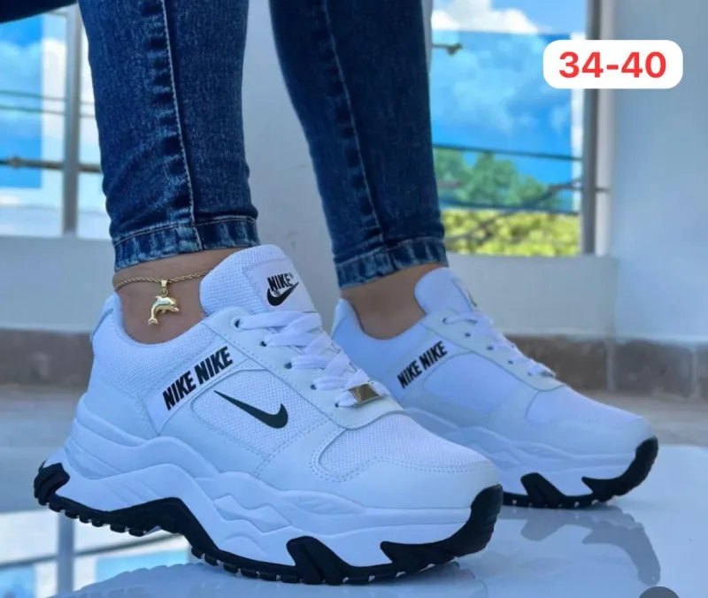 zapatillas Nike -M2 - Vista 3