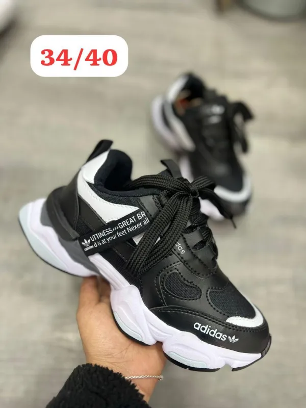 Zapatillas Adidas Corazon - Vista 2